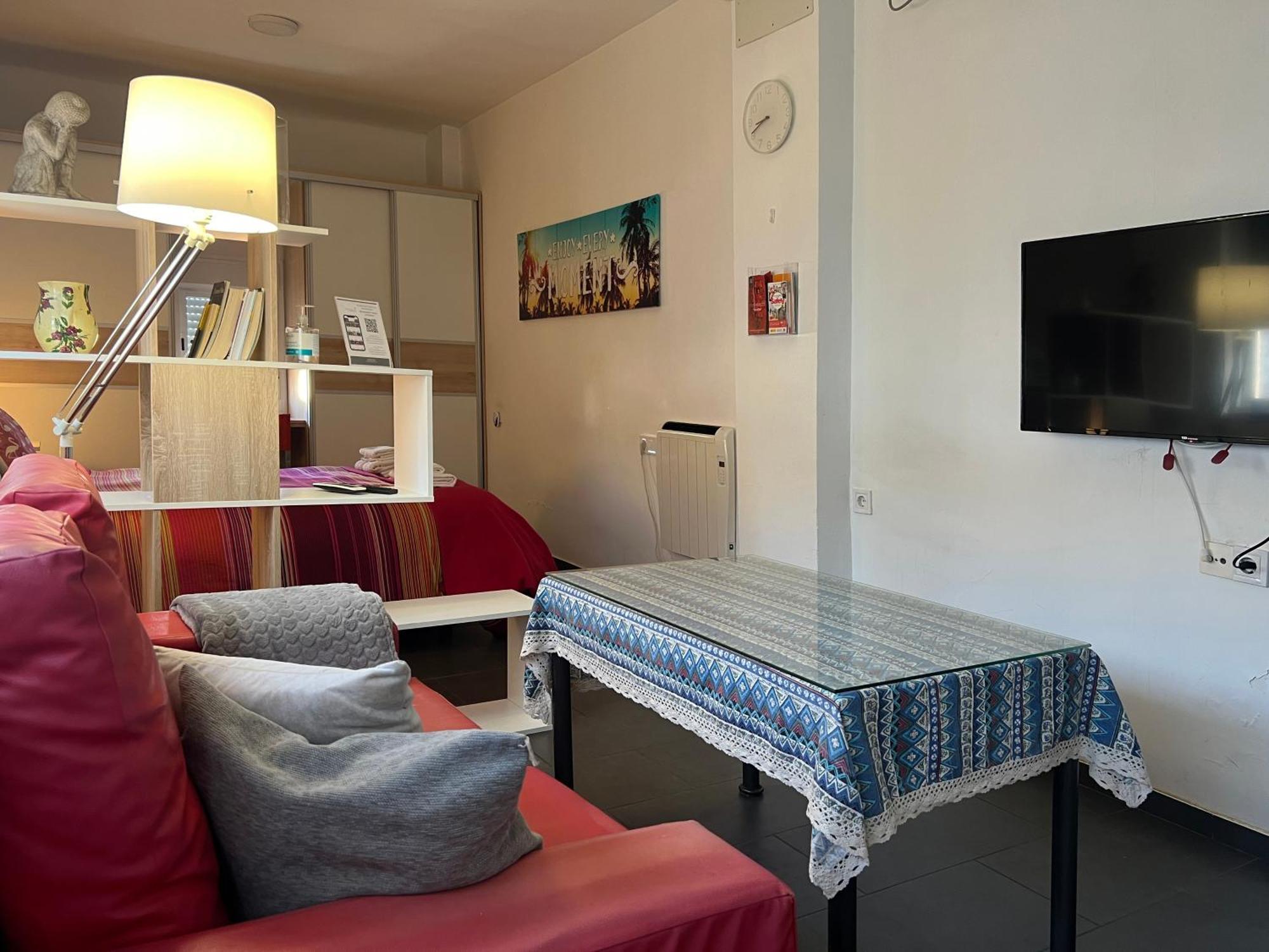 Apartamentos Triana - Aloha Sevilla ภายนอก รูปภาพ